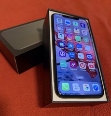 iPhone 11 Pro Max Midnight Green (Unlocked)