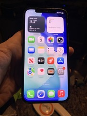 iPhone 12 128gb Unlocked batt health 84