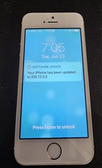 Apple iPhone 5s (AT&T) * For Parts Only