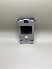 Motorola RAZR V3m Cellular Flip Phone (Verizon) – Silver – UNTESTED
