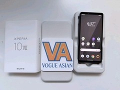 Sony Xperia 10 VII OLED 8GB 128GB 50MP SD6Gen3 5000mAh Black Brand new XQ-FE72