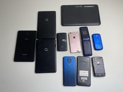 Lot of 11: Various Phones And Tablets. BROKEN UNTESTED FOR REPAIR NOT WORKING