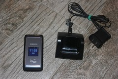 Working VGUC Samsung Haven SCH-U320 Flip Phone & Desk Chgr Verizon No Camera