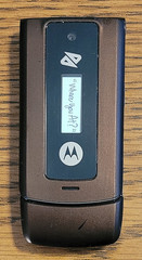 Motorola W385 – Brown ( Boost Mobile ) CDMA Flip Phone – Super Rare Version