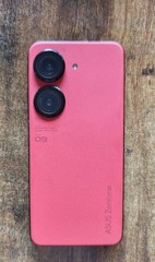 ASUS Zenfone 9 Unlocked 5G RARE 16GB Ram, 256GB Storage, Red, Bundle