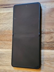Samsung Galaxy Z Flip7 5G SM-F766U1 (Unlocked) 512GB Black SMALL INNER LCD SPOTS