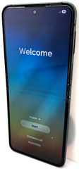 Samsung Galaxy Z Flip 3 SM-F711U – Unlocked 128GB Green *HEAVY WEAR*