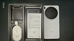 Vivo X200 Ultra 16GB 1TB CN Silver Factory Unlocked 100 % Battery Health |