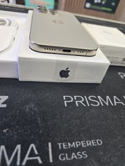 Apple iPhone 16 Pro – 128 GB – Natural Titanium (Unlocked)