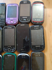 Lot of 20 Hybrid model Samsung for parts