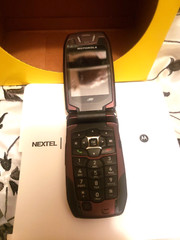 Nextel i880 Motorola Walkie-Talkie Cell Phone NEW