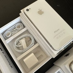 Apple iPhone 4s 16GB White A1387 Smartphone – New Open Box – Sold Individually