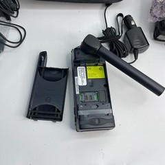 Iridium 9505A Satellite Phone and Accessories (NEEDS BATTERY, READ)