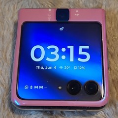 Motorola RAZR+ (Plus) {2023} 256GB Black Flip Smartphone 8GB RAM