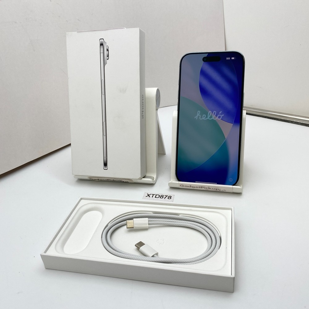 Apple iPhone Air – 256GB – Sky Blue (Unlocked) -Open Box