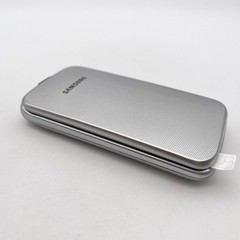 Original Samsung C3520 1.3MP GSM MP3 Bluetooth unlocked flip phone