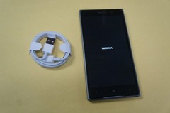 Nokia Lumia 830 RM-983 16GB (ATT) BLACK FREE BUNDLE & SHIPPING
