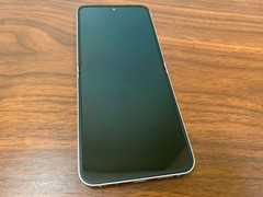 Samsung Galaxy Z Flip6 SM-F741U1 – 256GB – White (Unlocked) READ DESCRIPTION