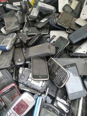 Lot of 10pcs Assorted Cell Phones For Parts, Scrap or Gold Recovery