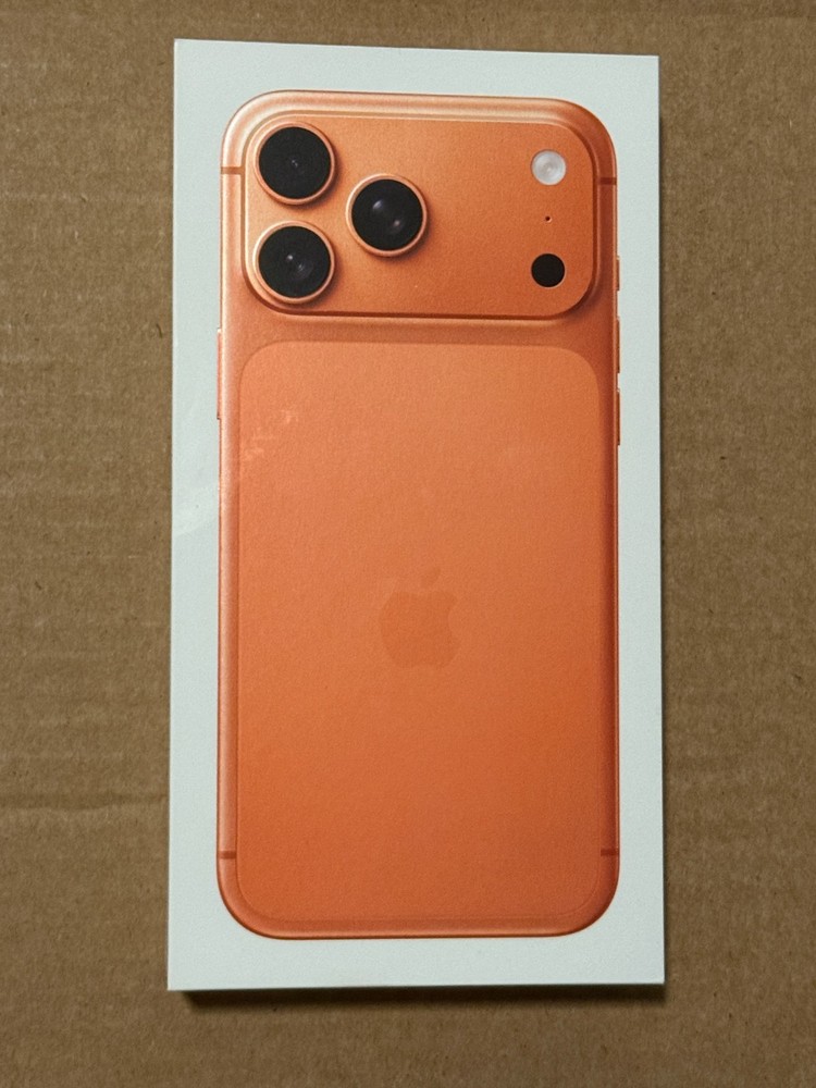 Apple iPhone 17 Pro Max – 256 GB – Cosmic Orange Unlocked SEALED 1 YEAR WARRANTY