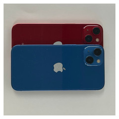 Apple iPhone 13 128GB / 512GB Unlocked Spectrum Good 6.1″ XDR Display