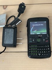Working Pantech Razzle TXT8030 – Black ( Verizon ) Very Rare MP3 Swivel Phone