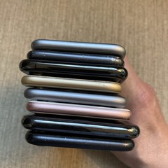 Lot of Untested iPhones – Mixed Models – Sold As-Is for Parts or Repair