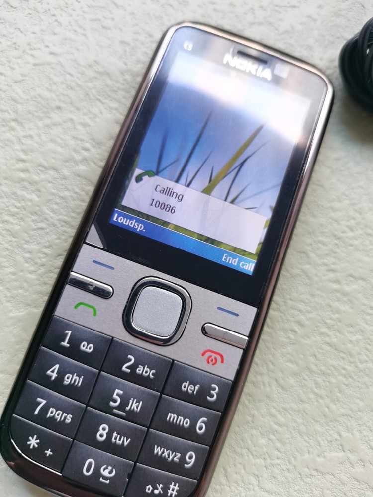 Unlocked Nokia C5-00 C5 MP3 camera 3G only Mobile Phone