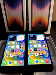 Lot of 2 Apple iPhone SE (3rd Gen) 64 GB Midnight A2595 (T-Mobile) iOS 16.6 NIB