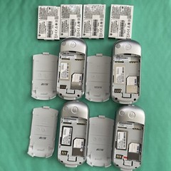 Lot Of 4 Motorola C series C139-Silver (TracFone) Cellular Phone Interested——20