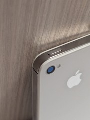 Apple iPhone 4s – 8 GB – White (Verizon) – TESTED
