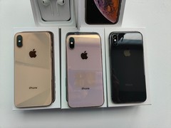 Apple iPhone XS 64/256GB Unlocked Resealed With Accessories Random Color