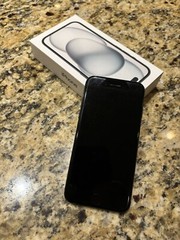 Works Great! Apple iPhone 7 – 128GB – Black – Unlocked – 1 Owner – Ready To Use