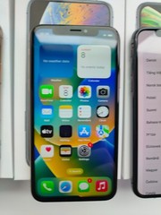 Apple iPhone XS 64/256GB Unlocked Resealed With Accessories Random Color