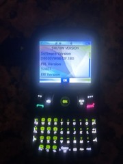 Pantech PCD Razzle Qwerty Swivel Phone TXT8030 Black Verizon w Charge r RARE