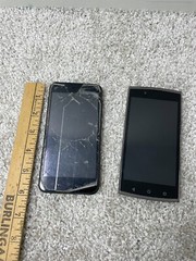Lot of 2 UMX U683CL & U693CL 5″ FWVGA Display Android Smartphone Black
