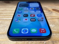 Apple iPhone 15 – 128 GB – Black (Cox Mobile) A2846 – Works – 89% Bat