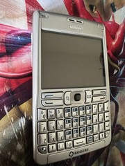 Nokia E61‑1 Silver Unlocked 64MB QWERTY Mobile Button Phone Untested RM-88
