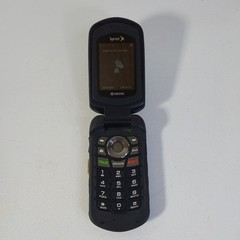 Kyocera DuraXT E4277 – Black (Sprint) PTT 3G Rugged GPS Flip Phone –