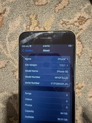 Apple iPhone SE (2020) – 64 GB – White (Unlocked)
