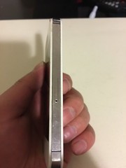 Apple iPhone 4s – 16GB – White (AT&T) A1387 (CDMA + GSM)