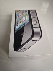 Apple iPhone 4 Black 32GB MC923LL/A Reset Works Great Tub H2