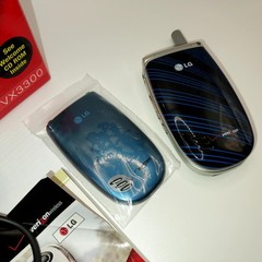 LG VX3300 Verizon Wireless Flip BLACK BLUE Faceplate Cell Phone BRAND NEW w/box