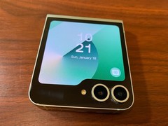 Samsung Galaxy Z Flip6 SM-F741U1 – 256GB – Green (Unlocked) READ DESCRIPTION