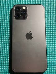 Apple iPhone 12 Pro – 128GB – Graphite (Unlocked) A2341 (CDMA + GSM)