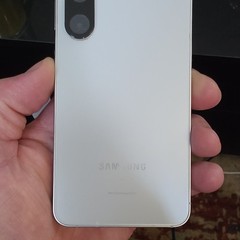 Samsung Smartphone White – Rear Shows SAMSUNG Logo