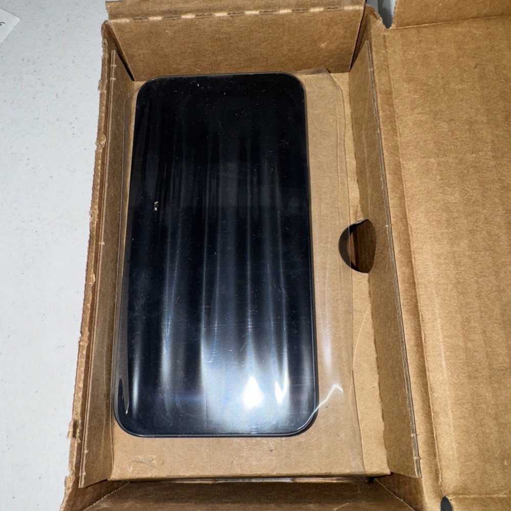 AT&T Apple iPhone 16e A3212 128GB 6.1″ Black MD0D04LL/A (100% Battery)