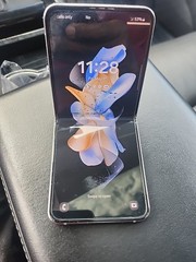 FOR PARTS – Samsung Galaxy Z Flip4 SM-F721U 128GB Blue (Unlocked) – ISSUE READ!!