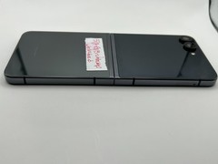 Samsung Galaxy Z Flip5 512GB Factory Unlocked – Graphite