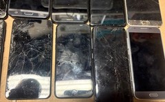 Lot Of 22 Smartphones Unknown Carriers Various Brands Samsung Apple IPhone AS IS